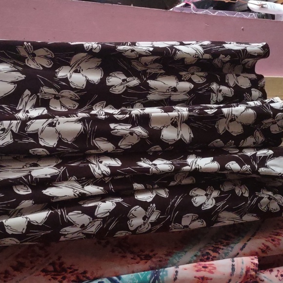 A Dress - Picture 2 of 2